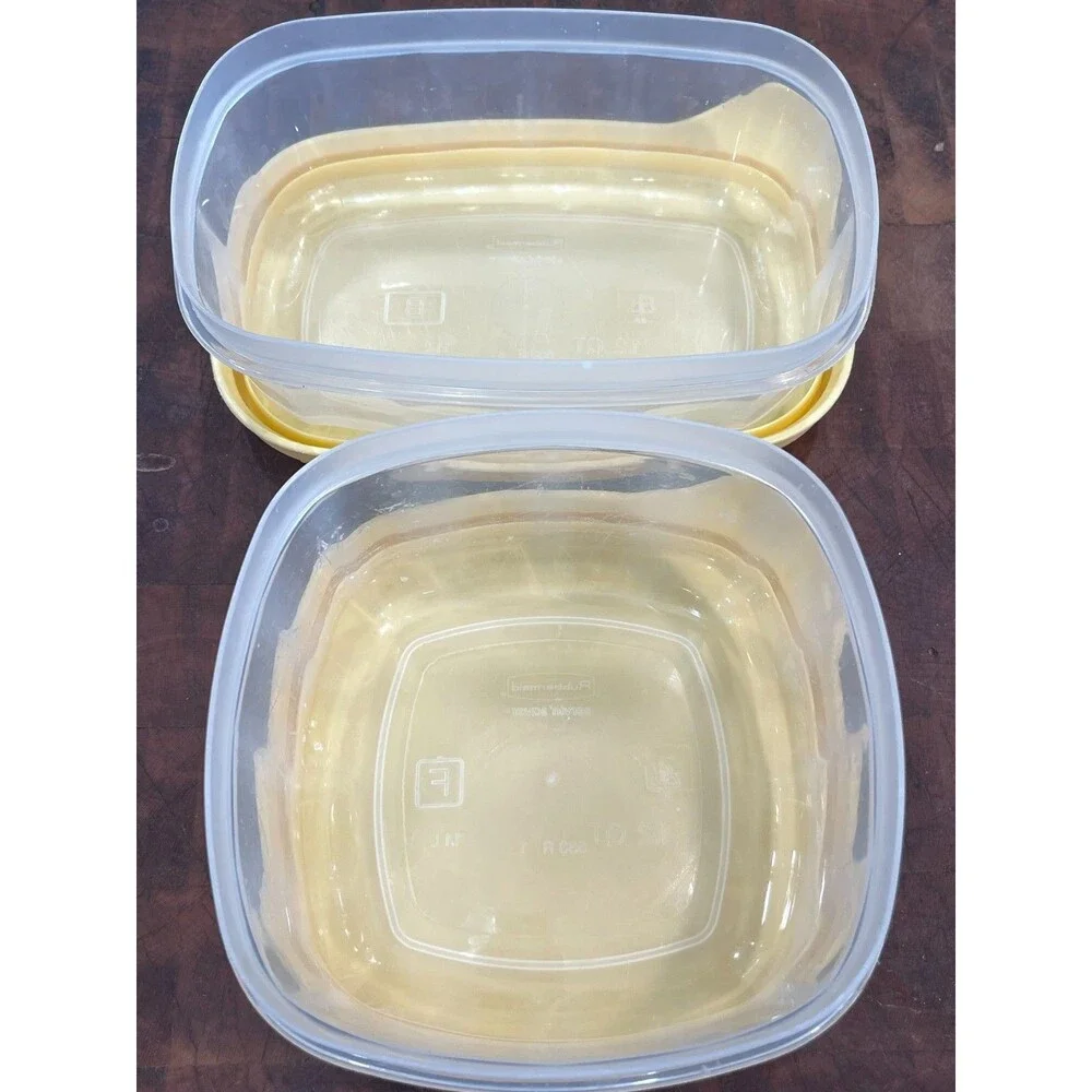 (2) Vintage Rubbermaid #4 1.2 QT Servin Saver Yellow EZ Lid Square + Rectangle